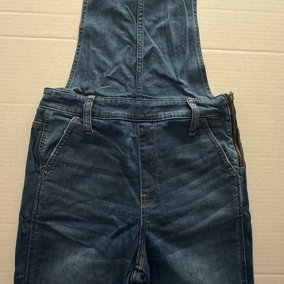 Madewell Denim Roadtripper Overalls - Picture 3 of 11